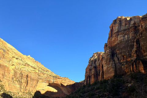 Las Vegas: Zion National Park Group Tour with Lunch