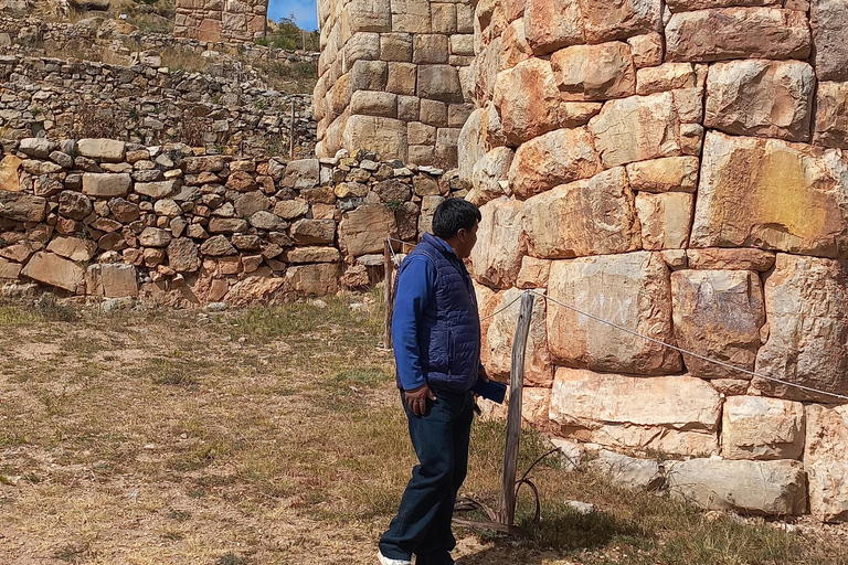 Z Puno: Wycieczka do Chucuito, Molloco i Aramu Muru