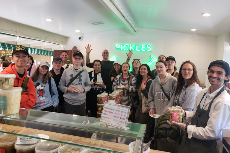 Los Angeles: Tour gastronomico e storico dell'originale mercato contadinoLos Angeles: tour gastronomico e storico del mercato degli agricoltori originali