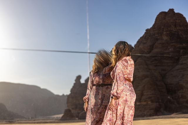 Al-Ula: Privates Fotoshooting in Maraya mit bearbeiteten Fotos