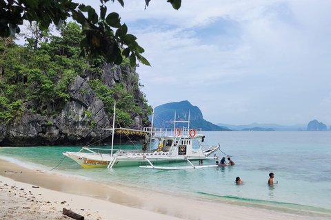 Excursión privada por los playas destacadas en El Nido.