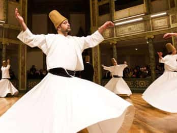 Estambul: Cena tradicional turca y experiencia derviche
