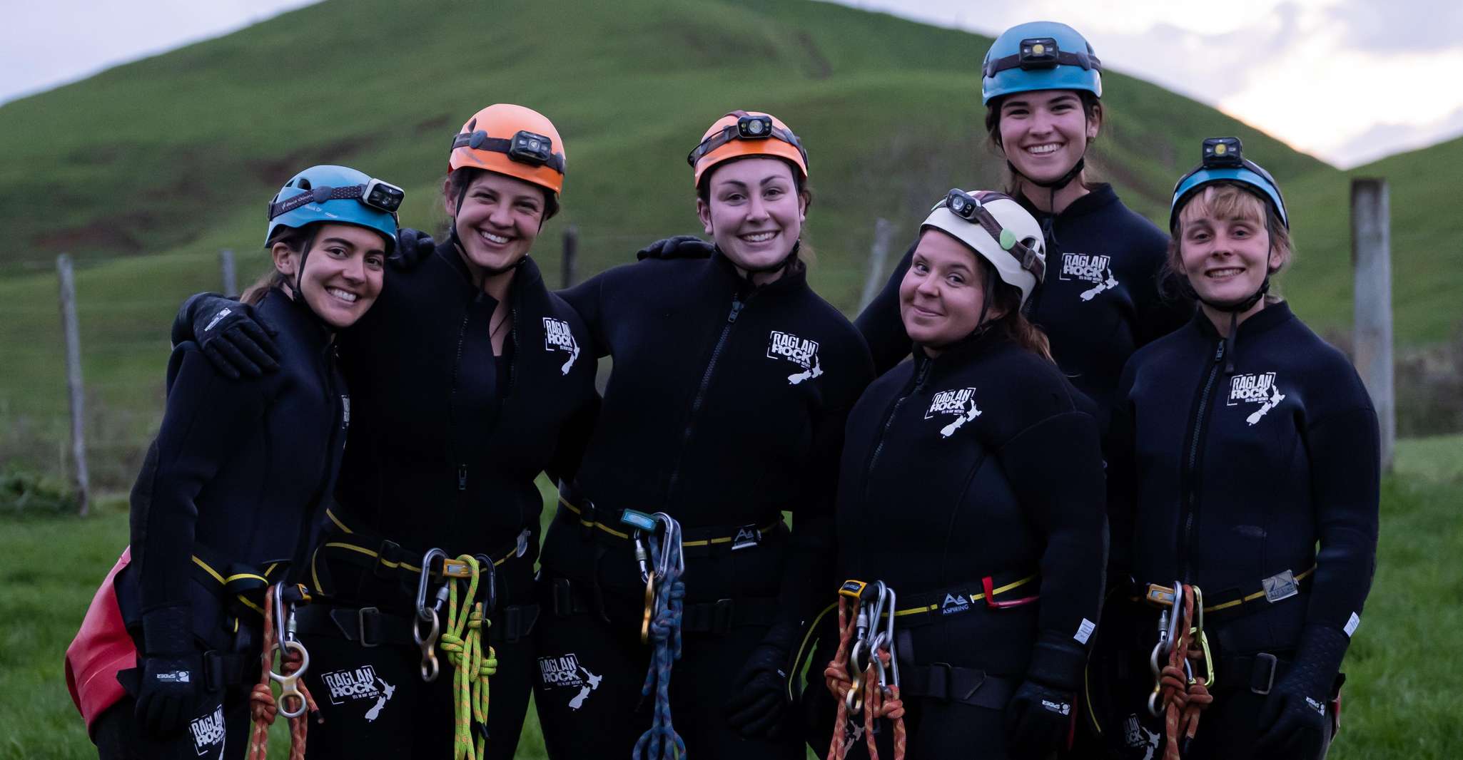 Raglan, Sunset Canyoning Tour and Glowworm Experience - Housity