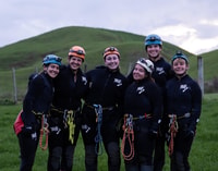 Raglan, Sunset Canyoning Tour en Glowworm Experience - Housity