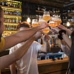 Ginevra: degustazione privata di birra svizzera con formaggi e salumi