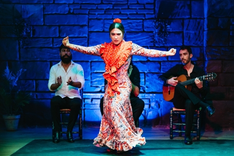 Sevilla: Triana Tablao Flamenco-Show mit Getränk