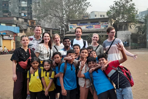 Mumbai: tour di 2 ore dello slum di Dharavi con guida localeTOUR PRIVATO