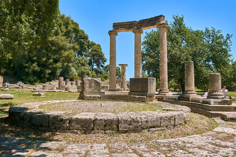 Site et musée de l'ancienne Olympie, visite privée d'Athènes et déjeuner