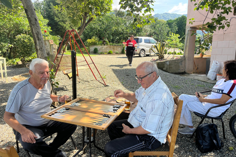 Batumi: Experiência Supra georgiana com moradores locais e almoçoBatumi: experiência georgiana com os locais e almoço