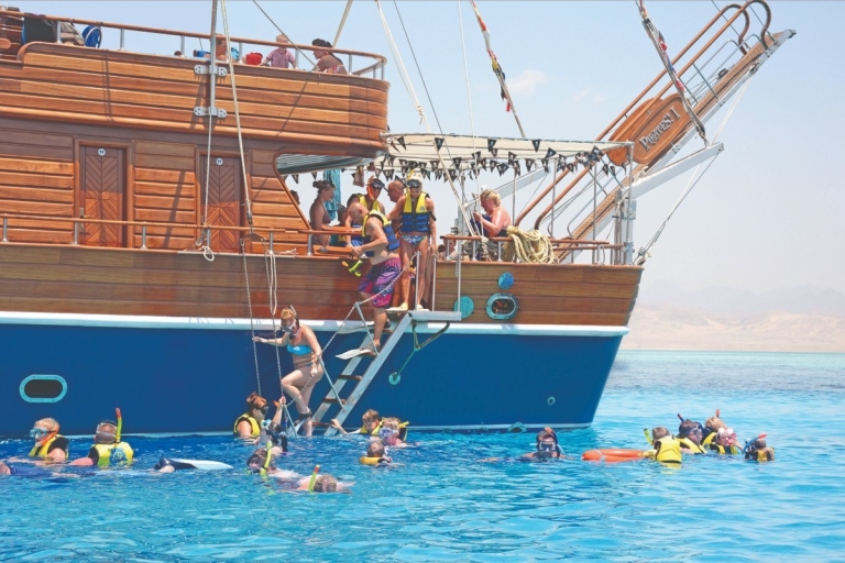 Hurghada: Crucero en velero por la tarde a la bahía naranja con almuerzo