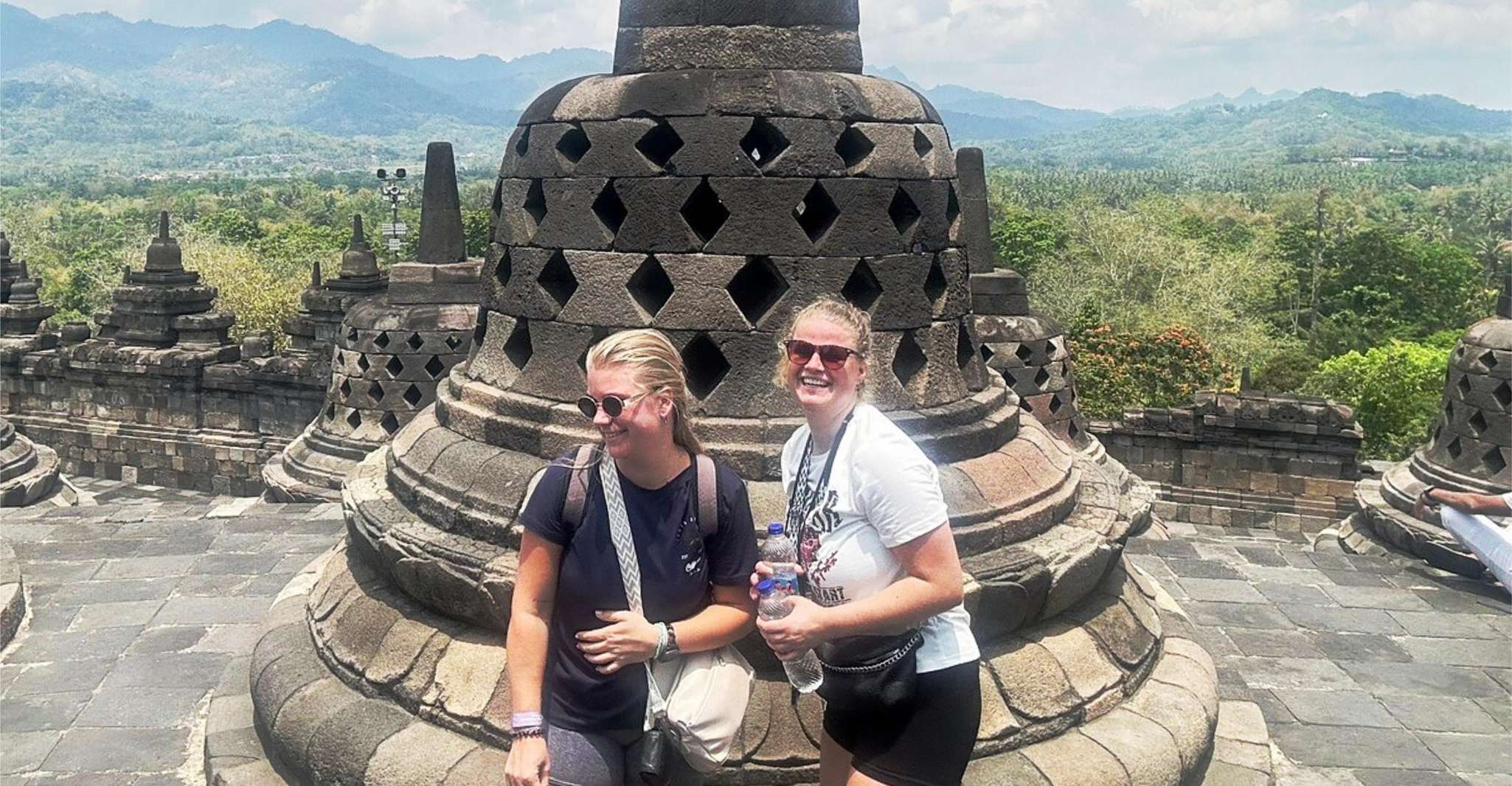 Borobudur Climb-up Tour with Tickets Guarantee & Transfers photo 3