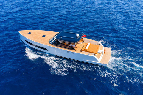 Yalıkavak: Private Yacht Cruise with Lunch & Drinks