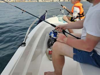 Fuengirola: Fisketur med drikke og utstyr