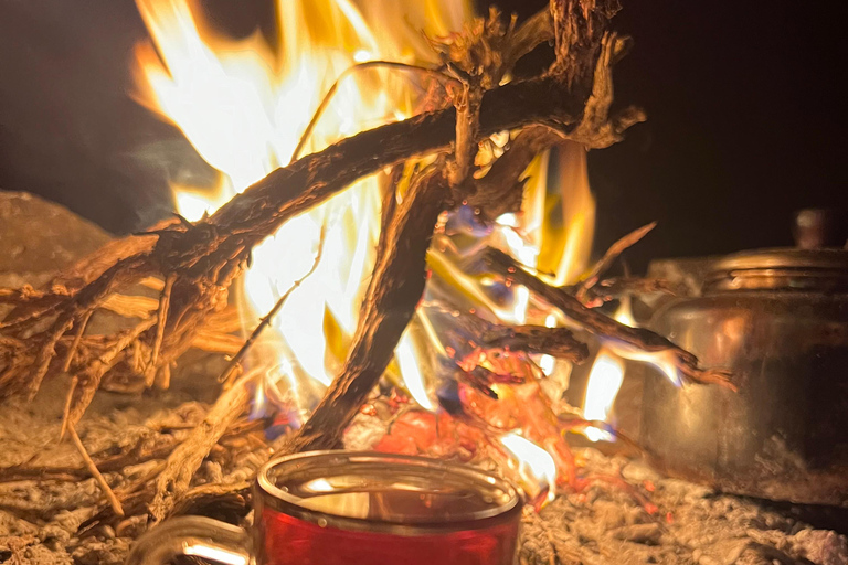 Wadi Rum: Desert Camp Tour With Jeep Safari And Star Gazing: