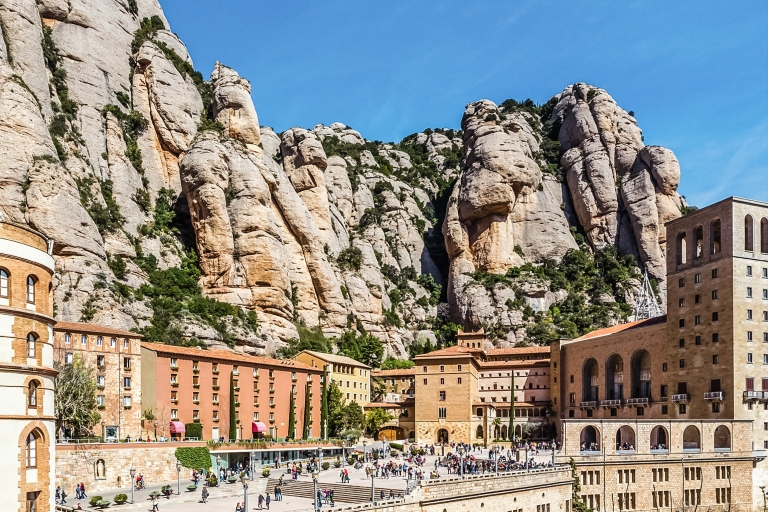 Montserrat z przewodnikiem: półdniowa wycieczka z Barcelony