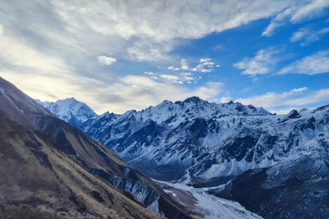 Pokhara: 6-tägiger Langtang TrekPokhara: 6-tägiges Langtang Trek Servicepaket