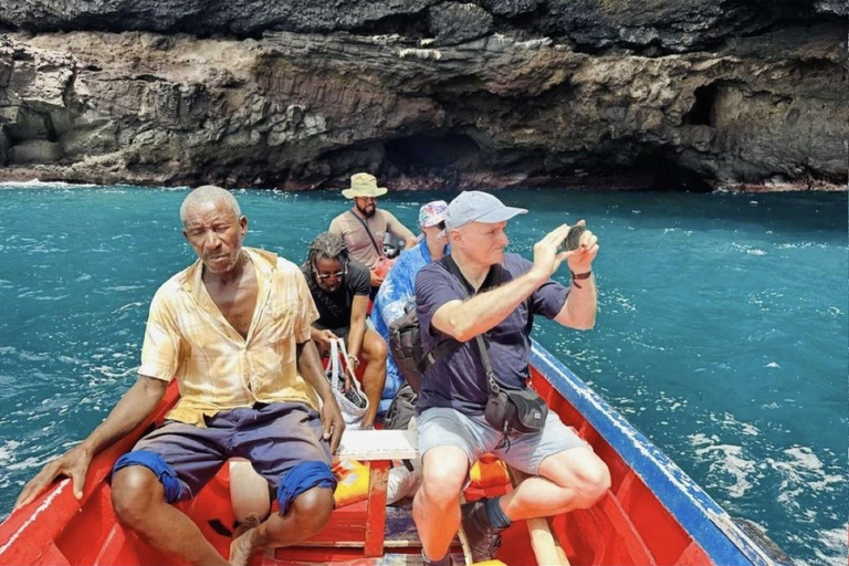Ribeira da Barca: Small-Group Boat Trip & Fishermen BBQ