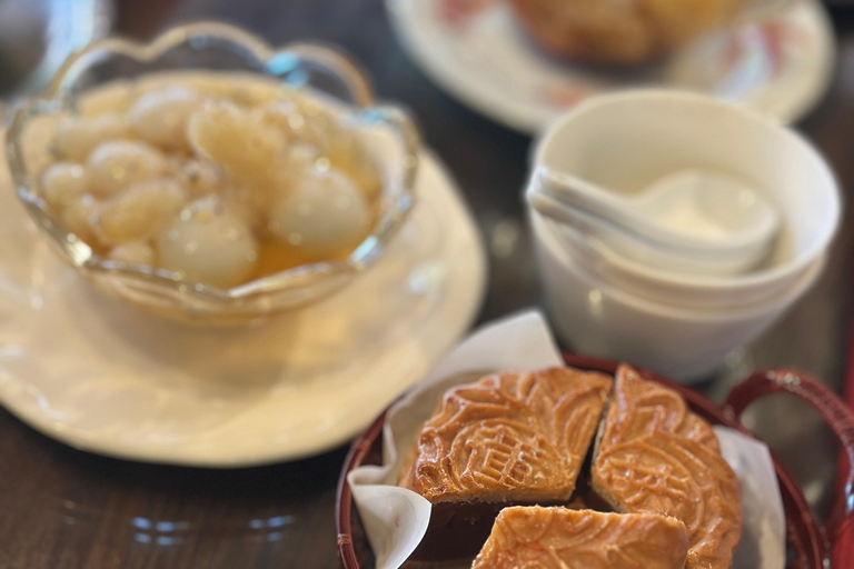 Yokohama: tour gastronomico a Chinatown con attività divertenti opzionali