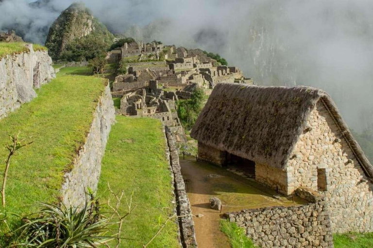 Machu Picchu 2 Day Tour with Tickets