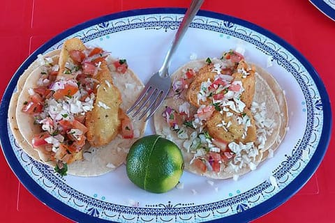Cancún: Combo Sightseeing Tour of Three Cenotes + Taco Tour: Lunch, Tequila & Transfer