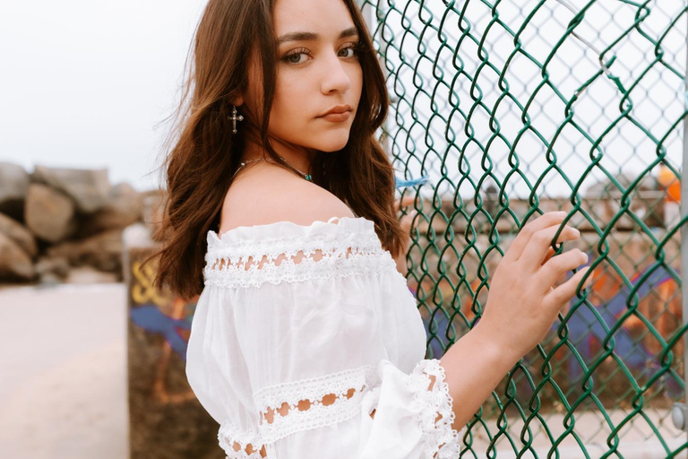 Los Angeles: Private Professional Vacation Photoshoot 30-Minute Los Angeles Photoshoot