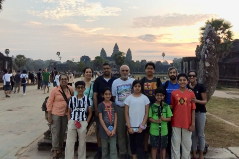 Angkor Wat: Kleingruppen-Tour bei Sonnenaufgang