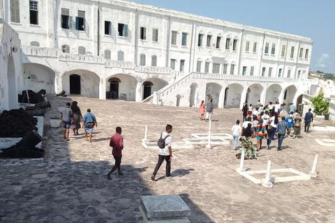 Accra: Cape Coast & Kakum Park Tour by "Trotro" Minibus