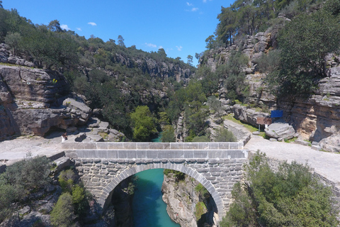 Side: wycieczka 1-dniowa do kanionu Orła z Adlerem i lunchemWycieczka do Kanionu Orła i spływ raftingowy z obiadem i odbiorem z hotelu