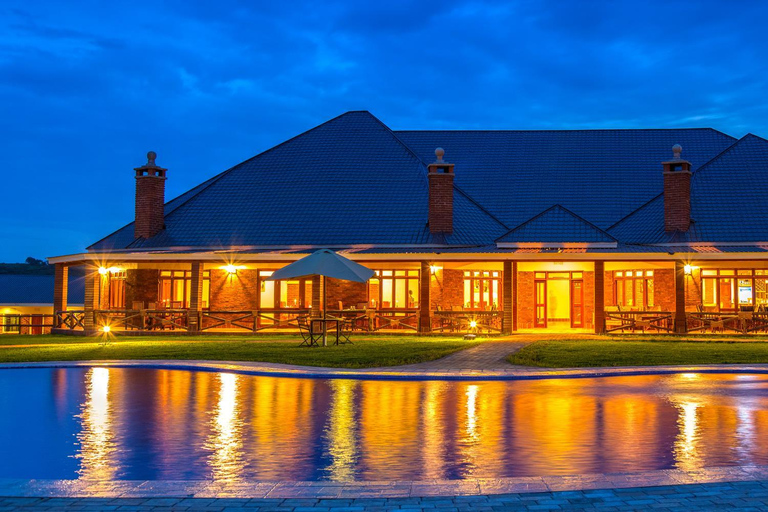 5-daagse middenklasse safari - Tarangire, Serengeti en krater.5-daagse safari - Tarangire, Manyara, Serengeti en Crater.