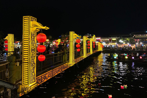 Da Nang/Hoi An: Tour in barca sul fiume del cocco e Festival delle LanterneAutista privato e auto