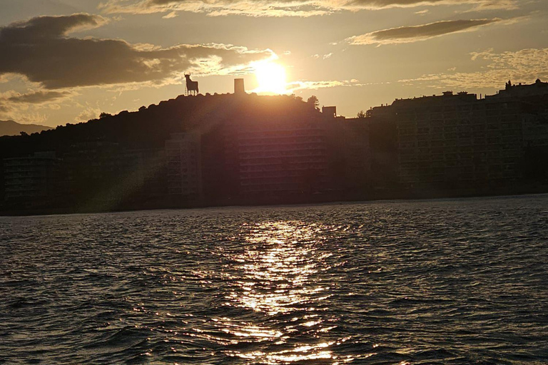 كوستا ديل سول: أفضل رحلة بحرية عند غروب الشمس من فوينخيرولا