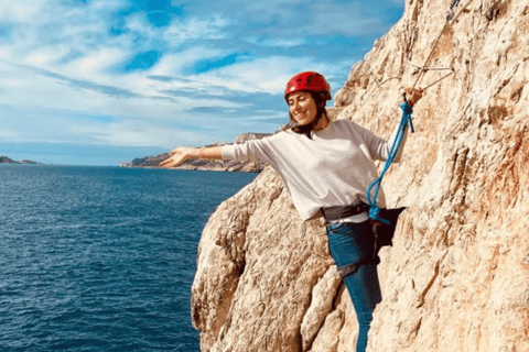 Marseille : Via Ferrata dans la calanque de Sormiou