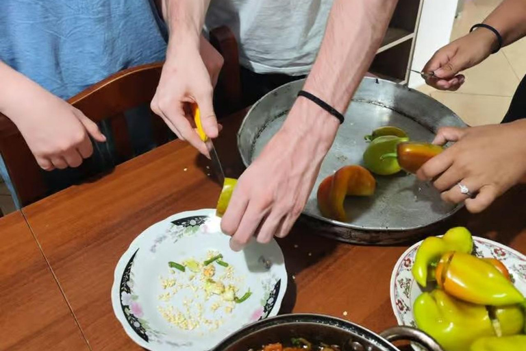 Berat: Traditional Cooking Class with a Local Family Berat: Traditional Cooking Class with a Local Family