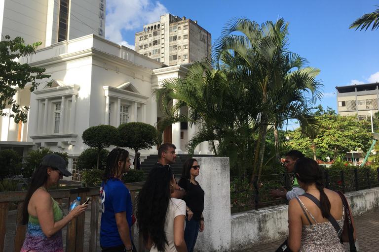 Maputo: Art Walking Tour