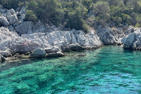 Marmaris: Full Day Boat Trip with BBQ & Drinks Marmaris: Boat Trip and Lunch & Hotel Transfer