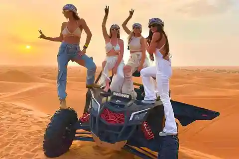 Doha: Quad Bike Tour, Wüstensafari, Kamelritt & Sandboard