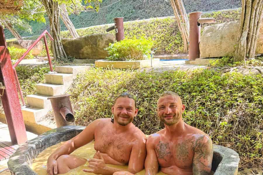 Nha Trang: 3-Insel-Hopping-Tour mit Schlammbad auf Tam Island. Foto: GetYourGuide Nha Trang: 3-Insel-Hopping-Tour mit Schlammbad auf Tam Island. Foto: GetYourGuide