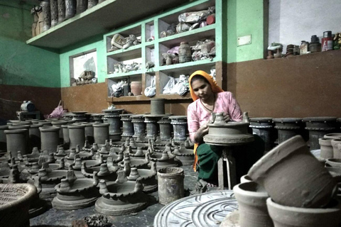 Delhi: Hidden Pottery Village Treasure Tour – Kumhar Gram