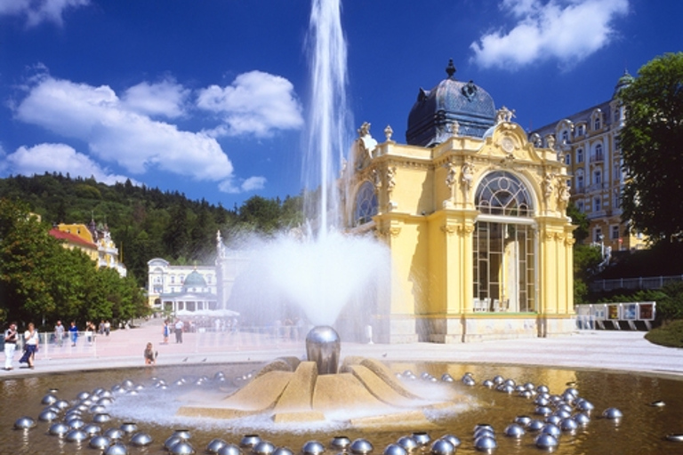 Från Prag: Karlovy Vary och Mariánské Lázně med lunchKarlovy Vary &amp; Marianske Lazne-tur från Prag med lunch