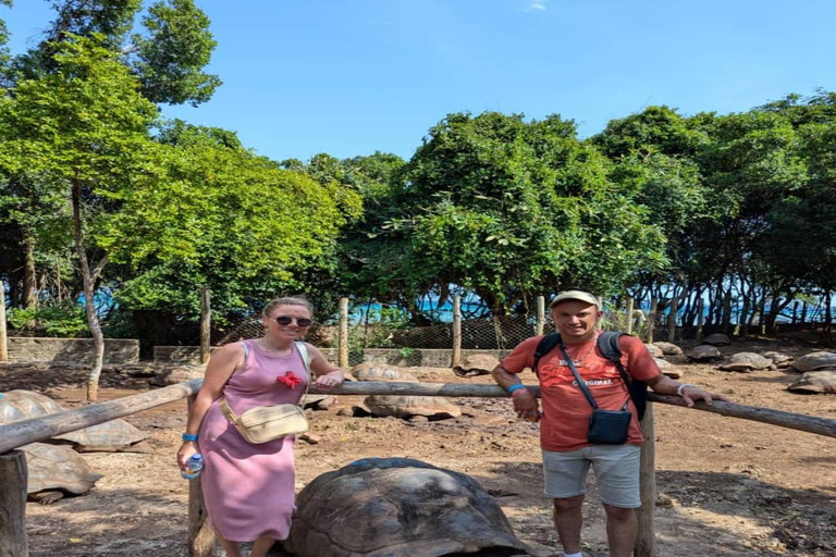Zanzibar:⭐️Prison Island Guided Tour Meet giant Turtles⭐️ drop-off & pick up from anywhere (entrance fee not included)
