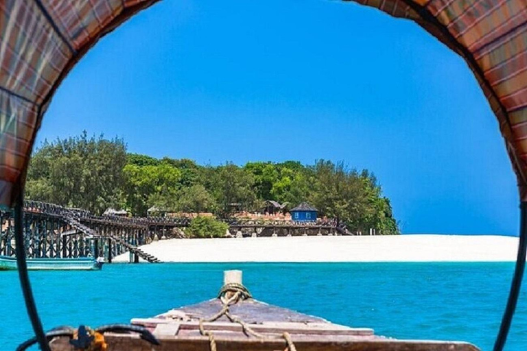 زنجبار: سوبر زانزي ناكوبيندا وجزيرة السجن والمدينة الحجرية