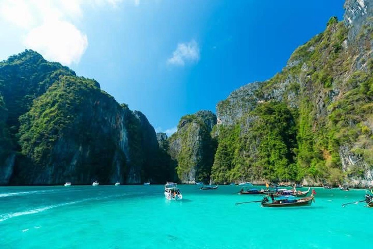 From Phi Phi: Private Luxury Longtail Boat Trip & Snorkeling 6-Hour option