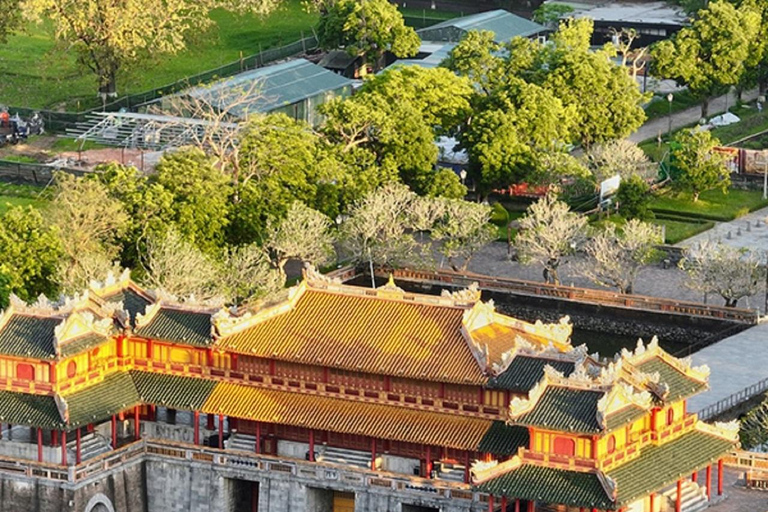 Da Nang: 5-Day Central Vietnam Tour with Transfers