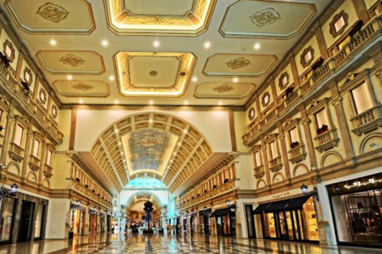 Doha : Visite guidée privée de la ville avec repas qatari traditionnel