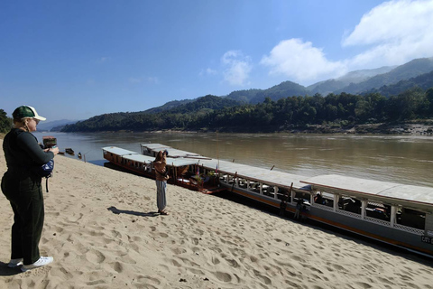 Luxury Mekong Cruise: Chiang Rai to Luang Prabang (2 Days)