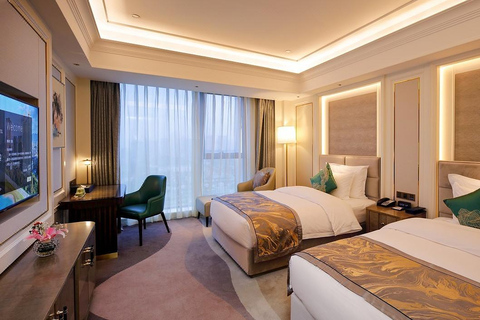 Shanghai: Fuchun River 2-Day Tour with Hike & Cruise