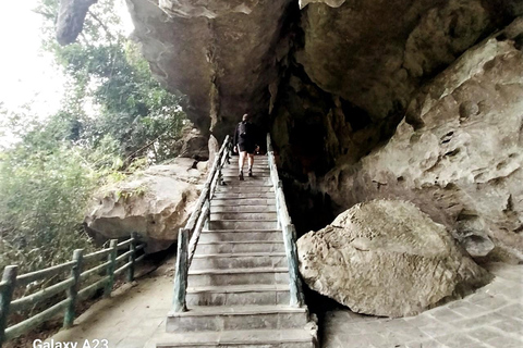 Half Day Hiking to Cat Ba National Park with a Guide