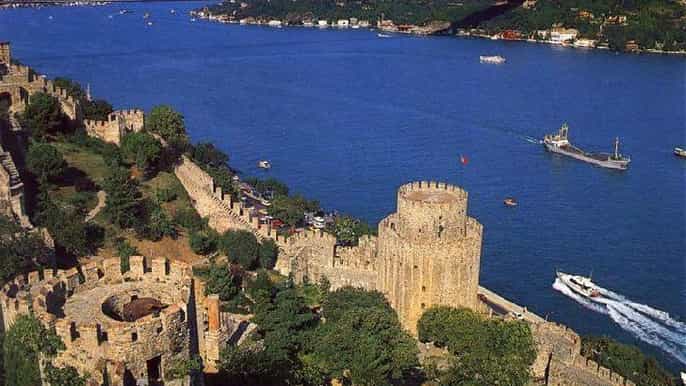 morning bosphorus cruise and spice bazaar