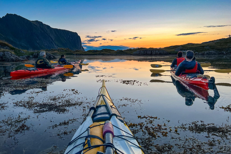 إيجوم: جولة جزر لوفوتن منتصف الليل صن كاياك