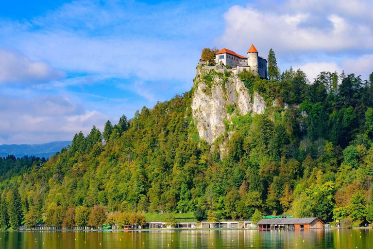 Depuis Zagreb : Excursion privée d&#039;une journée à Ljubljana et au lac de Bled